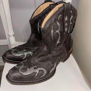 Pierre Dumas Black and Silver Ankle Boots